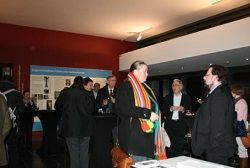 Gute Gespräche im Anschluss an Vorträge und Diskussion