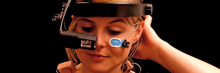 Mädchen mit Datenbrille: Boekamp und Kriegsheim GmbH/DASA
